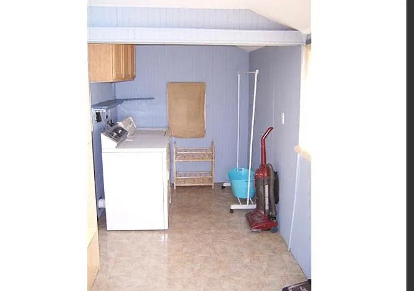 1209 N Kealing Ave photo 1