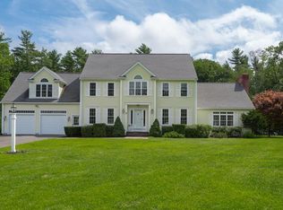 7 Kenzies Path, Halifax, MA 02338