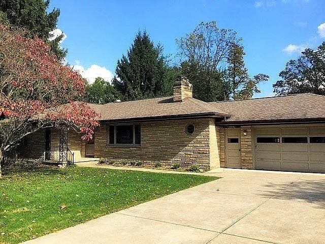 4408 Bronson Blvd photo 1