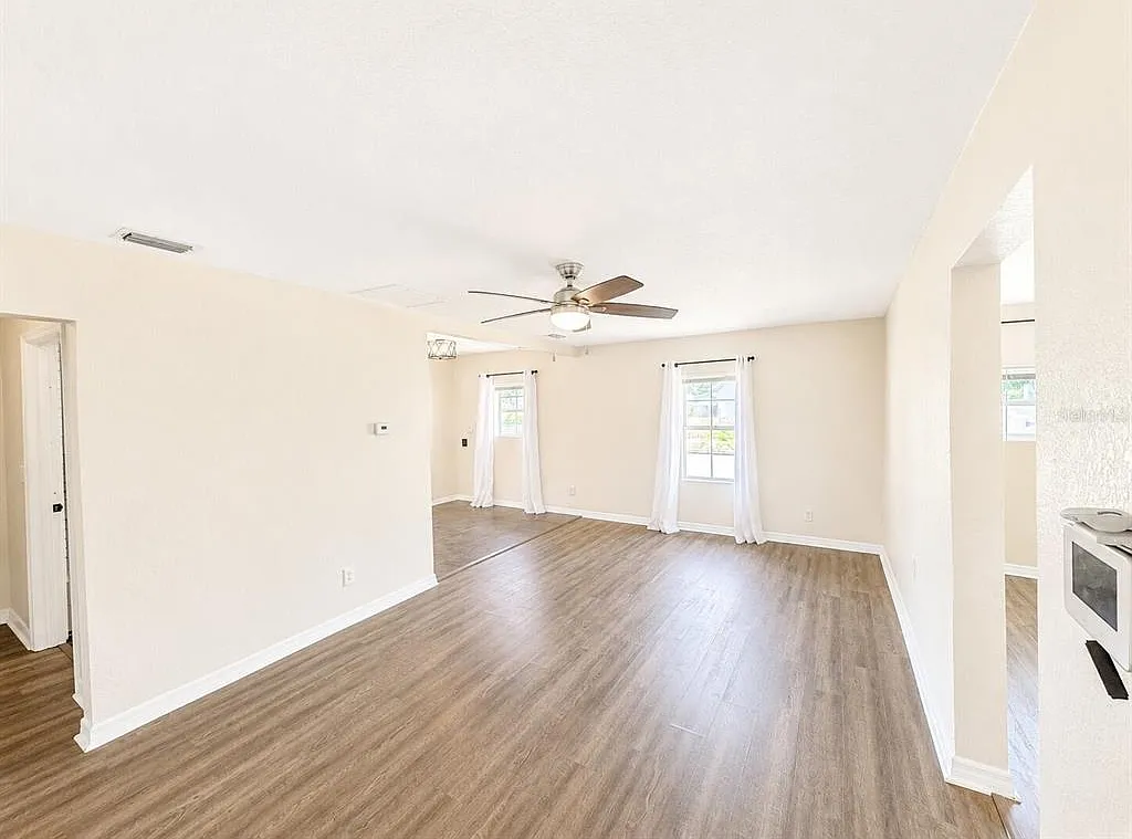 2 bed, 1.0 bath, 850 sqft, $1,590 — Photo 4