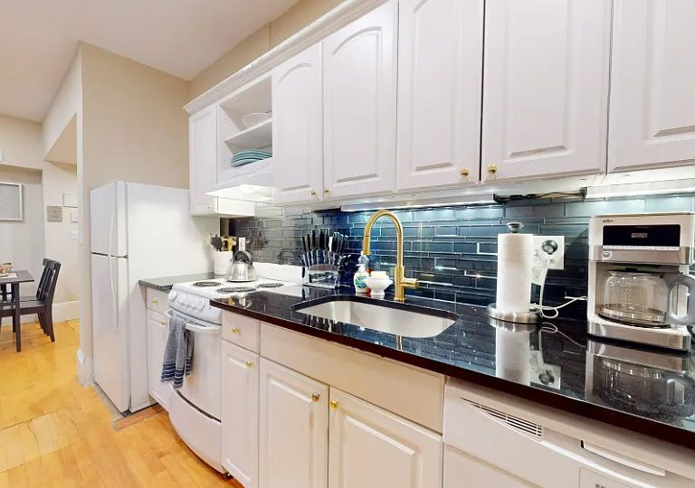 290 Beacon St #3 — Photo 3