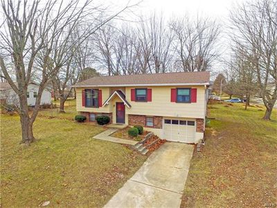 261 Meadowbrook Dr, Farmington, MO, 63640