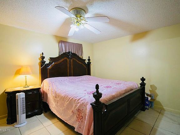 4th image of 7343 Zapata Dr