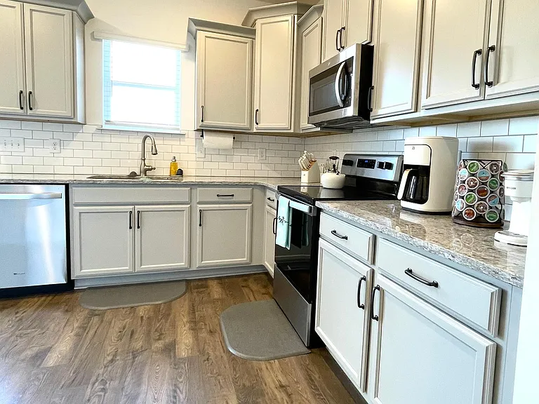 2321 Aniston Ct — Photo 6