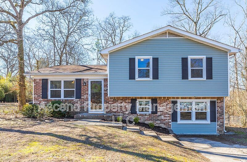 1st image of 8514 Maplewood Trl