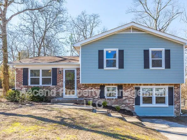 8514 Maplewood Trl, Ooltewah, TN 37363