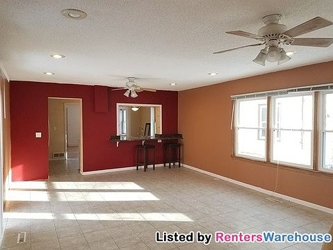 2nd image of 710 1st Ave S