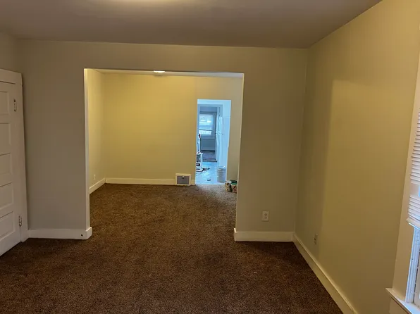 19 E James St #1, River Rouge, MI 48218