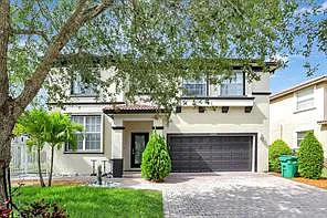 4 bed, 2.5 bath, $4,200 — Photo 1