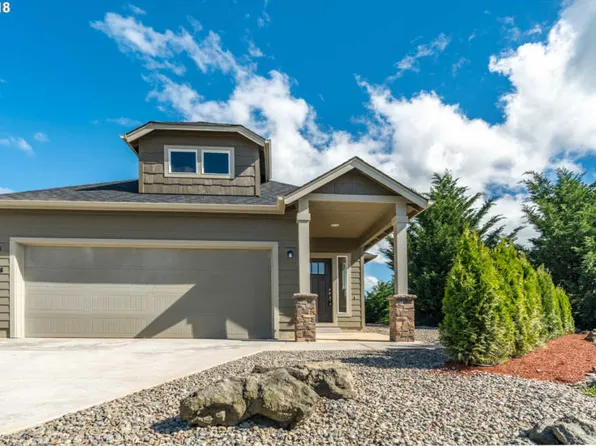 376 Bentgrass Ct, Sutherlin, OR 97479