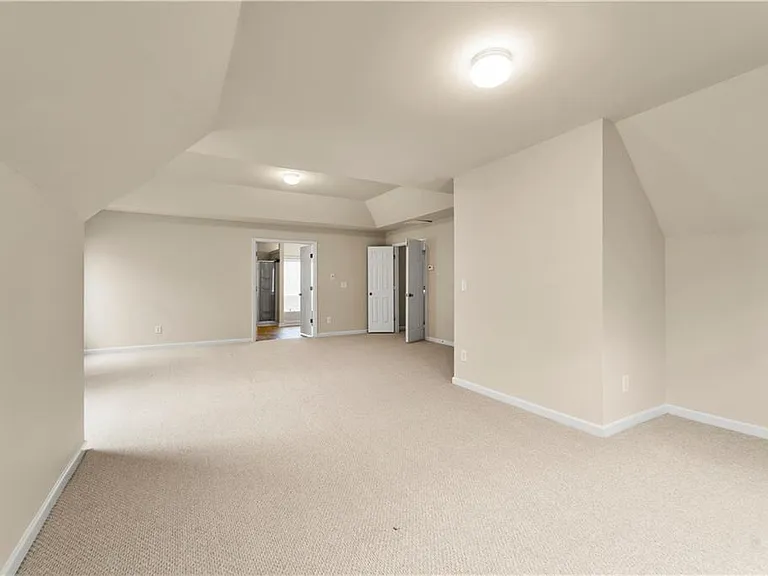 5351 Heyward Pl SW — Photo 37