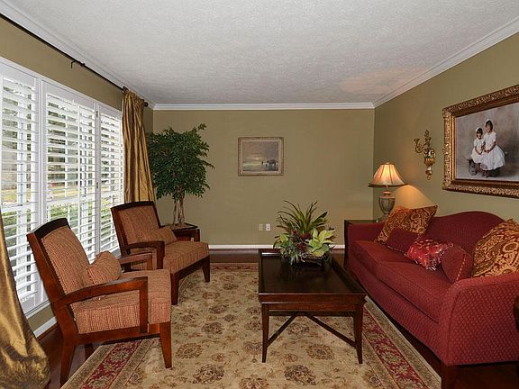 5th image of 3007 Manor Grove Dr