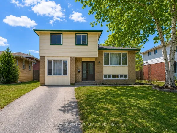 29 Baker Cres, Barrie, ON L4M 3J4