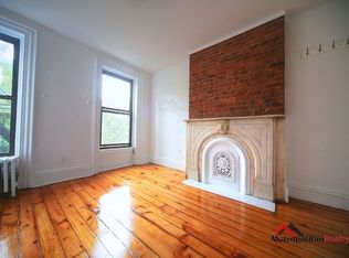 124 Berkeley Pl APT 4, Brooklyn, NY 11217