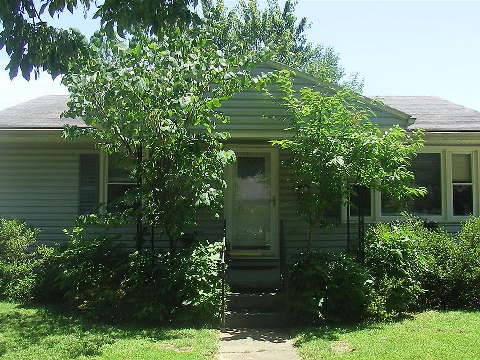 1st image of 840 Henry Clay Blvd