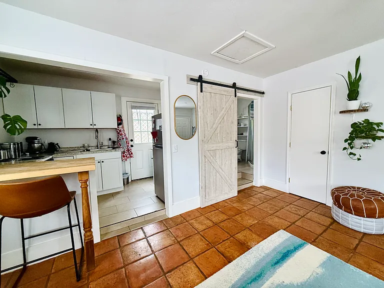 3211 Clawson Rd #G — Photo 7
