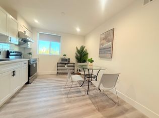 1426 W 35th St #3, Los Angeles, CA 90018