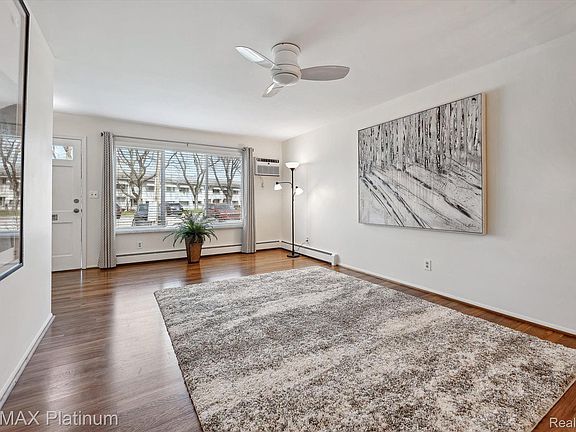 4th image of 5992 Alan Dr #22