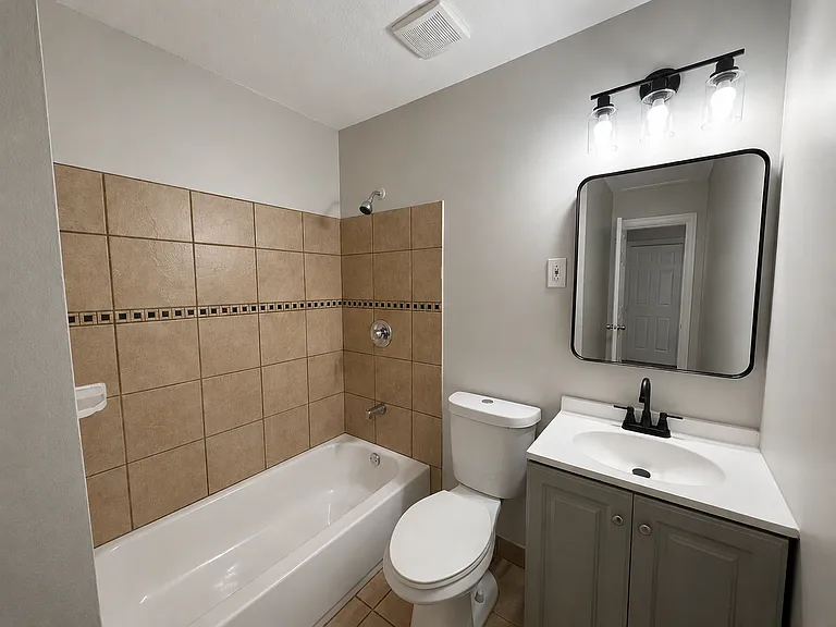 6243-6245 Vera Ln SW — Photo 8