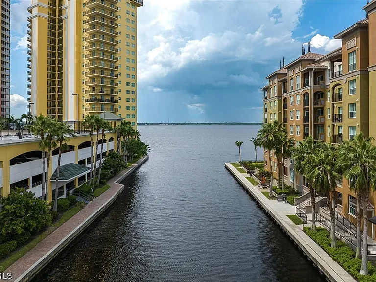 2825 Palm Beach Blvd #703 — Photo 32