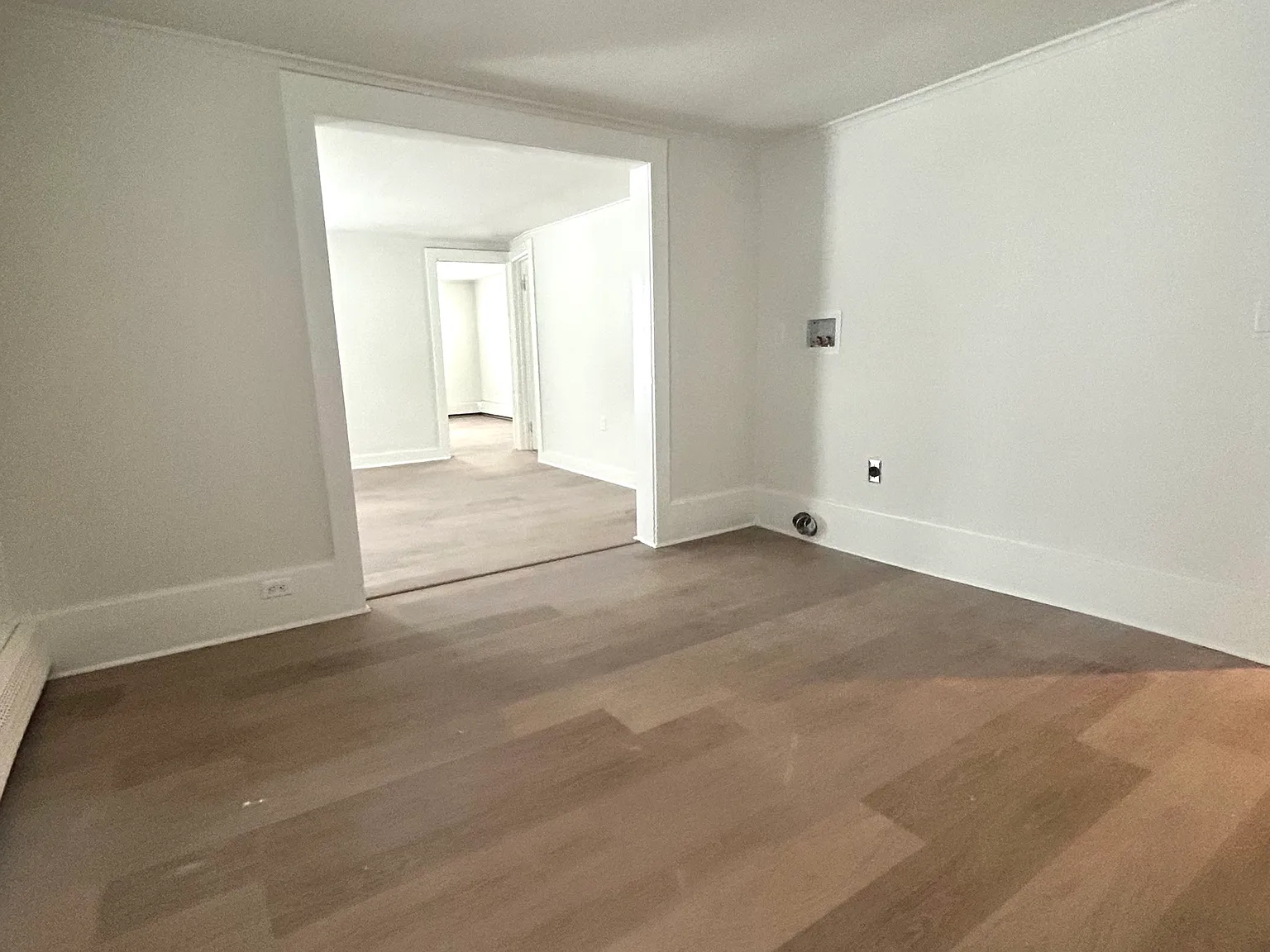 2 bed, 765 sqft, $1,500 — Photo 3