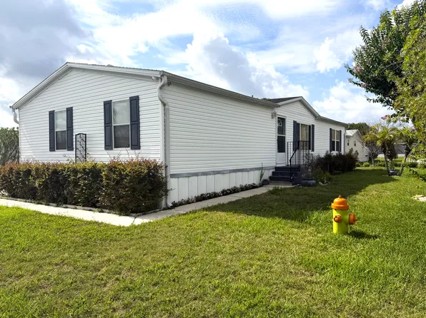 121 Coachlight Ct #121, Sanford, FL 32773
