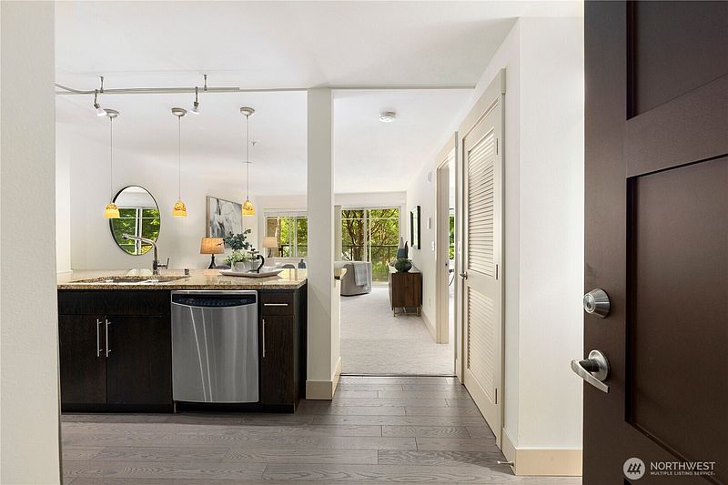 3rd image of 511 100th Avenue NE #109