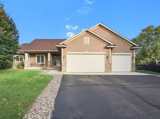 6936 98th St S, Cottage Grove, MN 55016