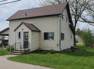 15701 E 2nd St, Ettrick, WI 54627