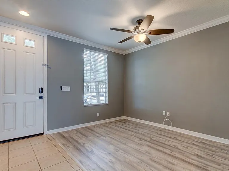 10003 Bradwell Pl — Photo 2