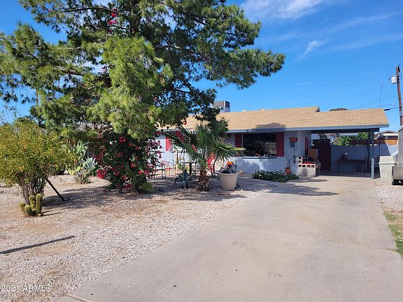 2nd image of 1266 W Pueblo Ave