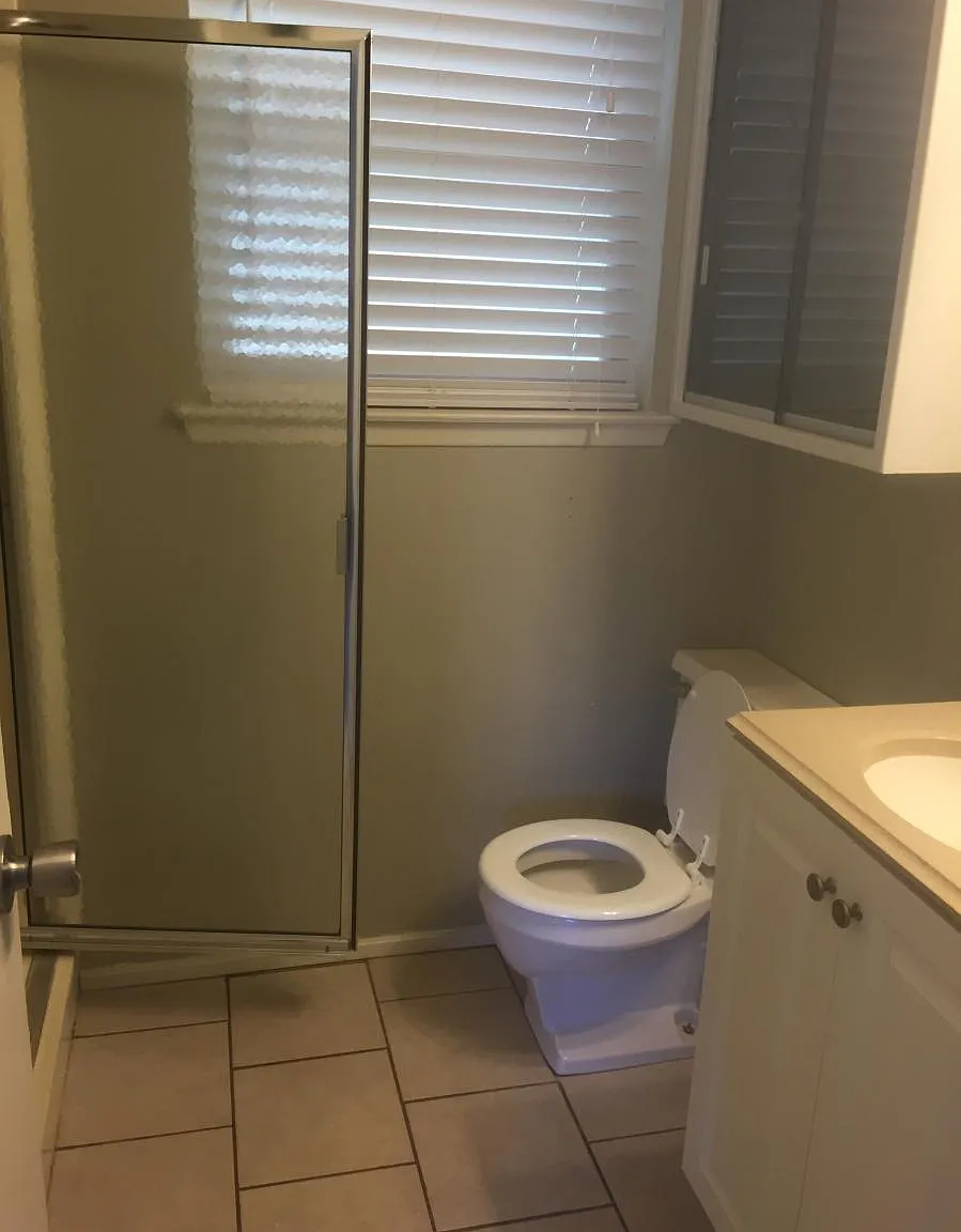 3 bed, 1132 sqft, $1,700 — Photo 2