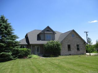 5327 Scotch Settlement, Almont, MI 48003