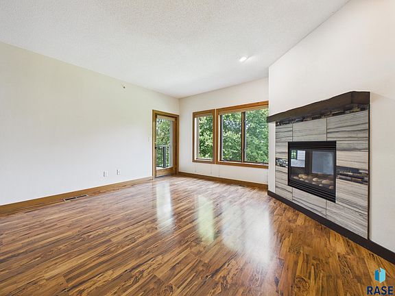 2nd image of 1210 W 57th St APT 104