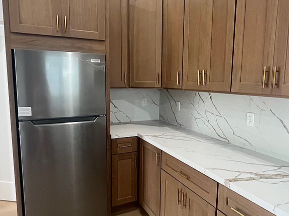 2nd image of 7627 Lemp Ave #7627