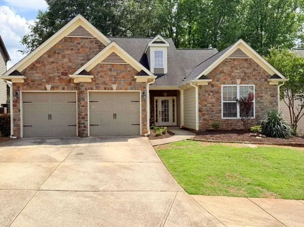 1030 Amber Waves Ave, Hoschton, GA 30548