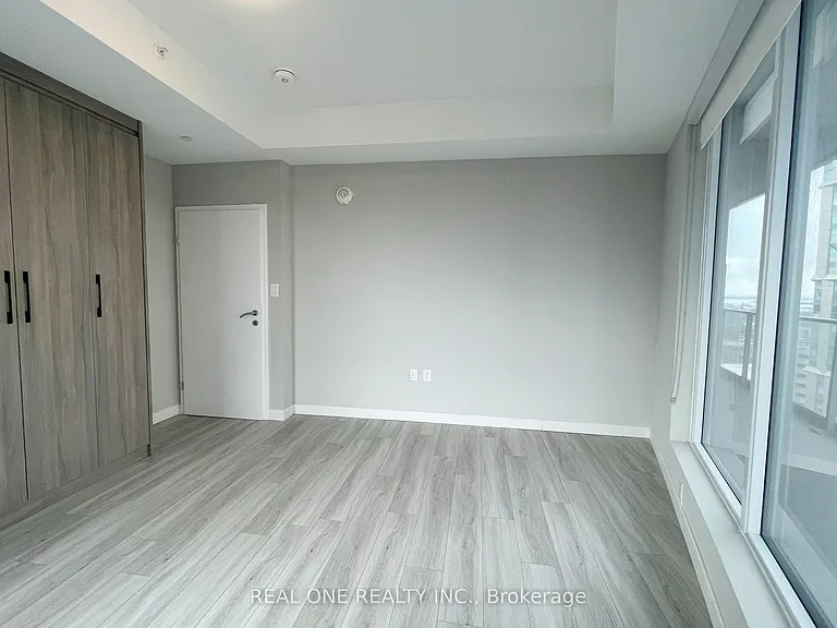 20 George St #2307 — Photo 19