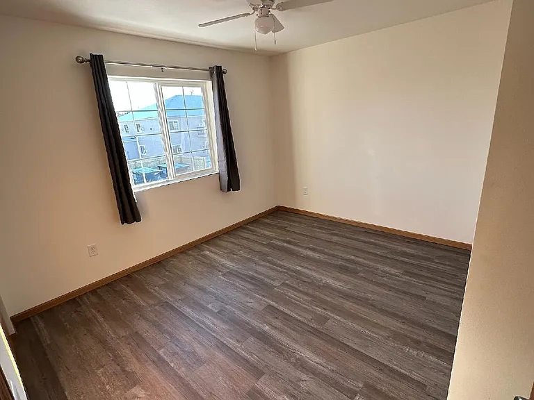 835 E Wisconsin St #607 — Photo 7