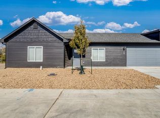 470 E Harper St, Valley Center, KS 67147