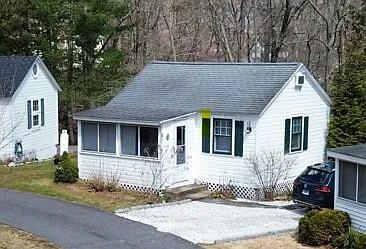Cottage Rd