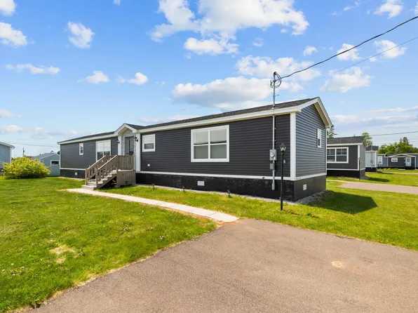 23 Watson Ave, Summerside, PE C1N 0K2
