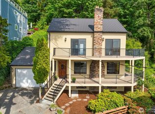 5305 SW Shore Pl, Seattle, WA 98136