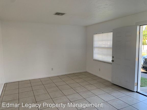 2nd image of 555 13th Pl Unit 4