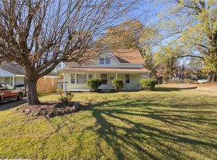 302 Pershing St, Asheboro, NC 27203
