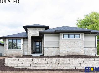 8905 Rock River Rd, Lincoln, NE 68520