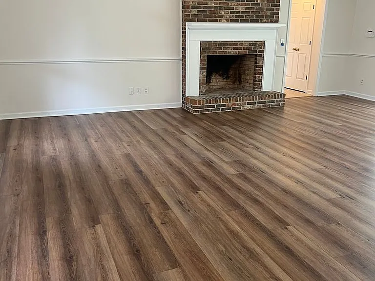 109 Erskine Dr — Photo 3