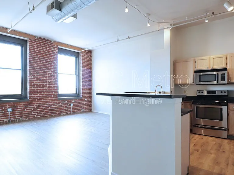 200 Main St #310 — Photo 22