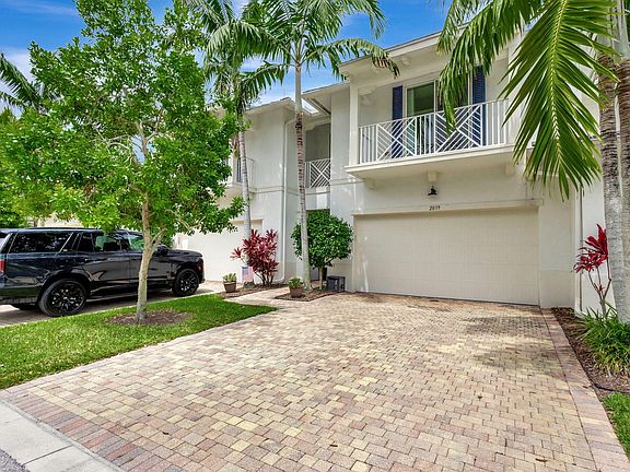 2nd image of 2039 Chelsea Place