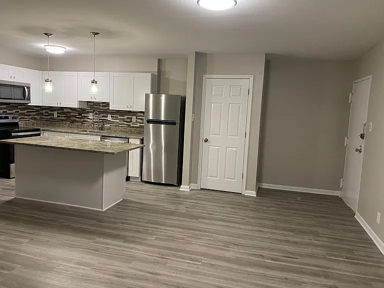 6220 Edsall Rd #401 — Photo 7