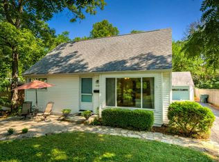 570 E Weisheimer Rd, Columbus, OH 43214